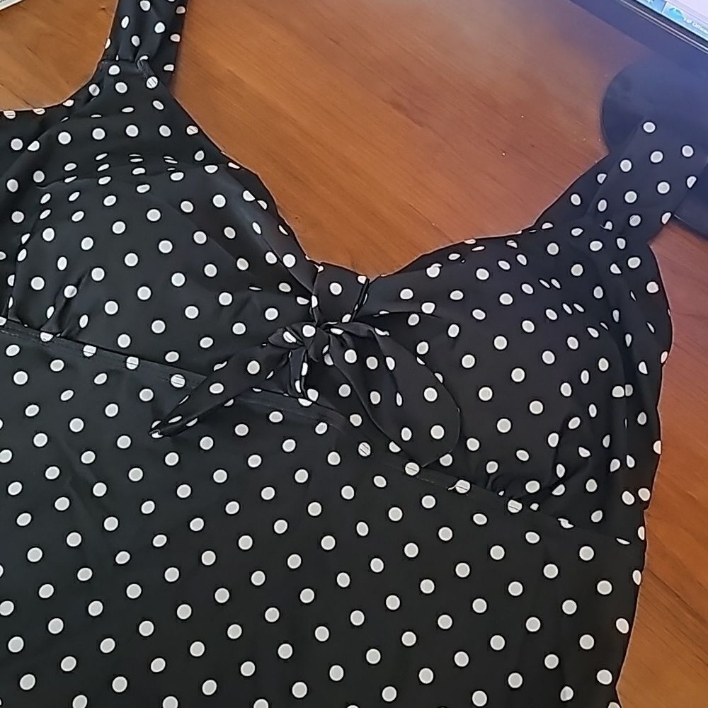 Womens polka dot one piece skirted swimdress size 2X - Picture 6 of 9